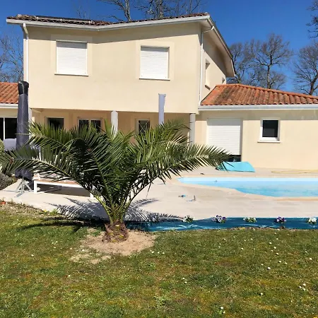 Les Hauts De Bed and breakfast *